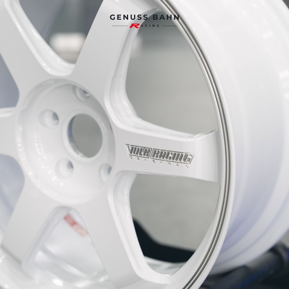 Rays Volk Racing TE37 Ultra Track Edition II (19" x 9.5J +36 5H/120) - Dash White (DW), image 3 of 8