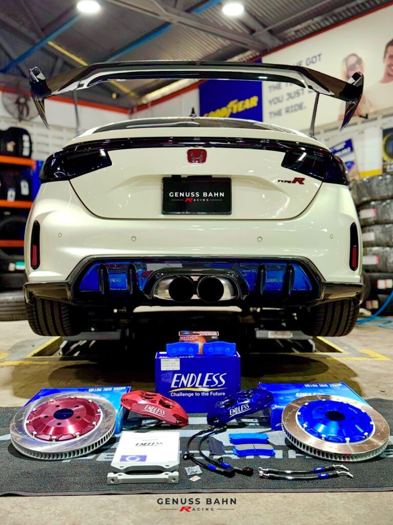 Endless MONO6 Sports TA Brake Kit – Red & Blue